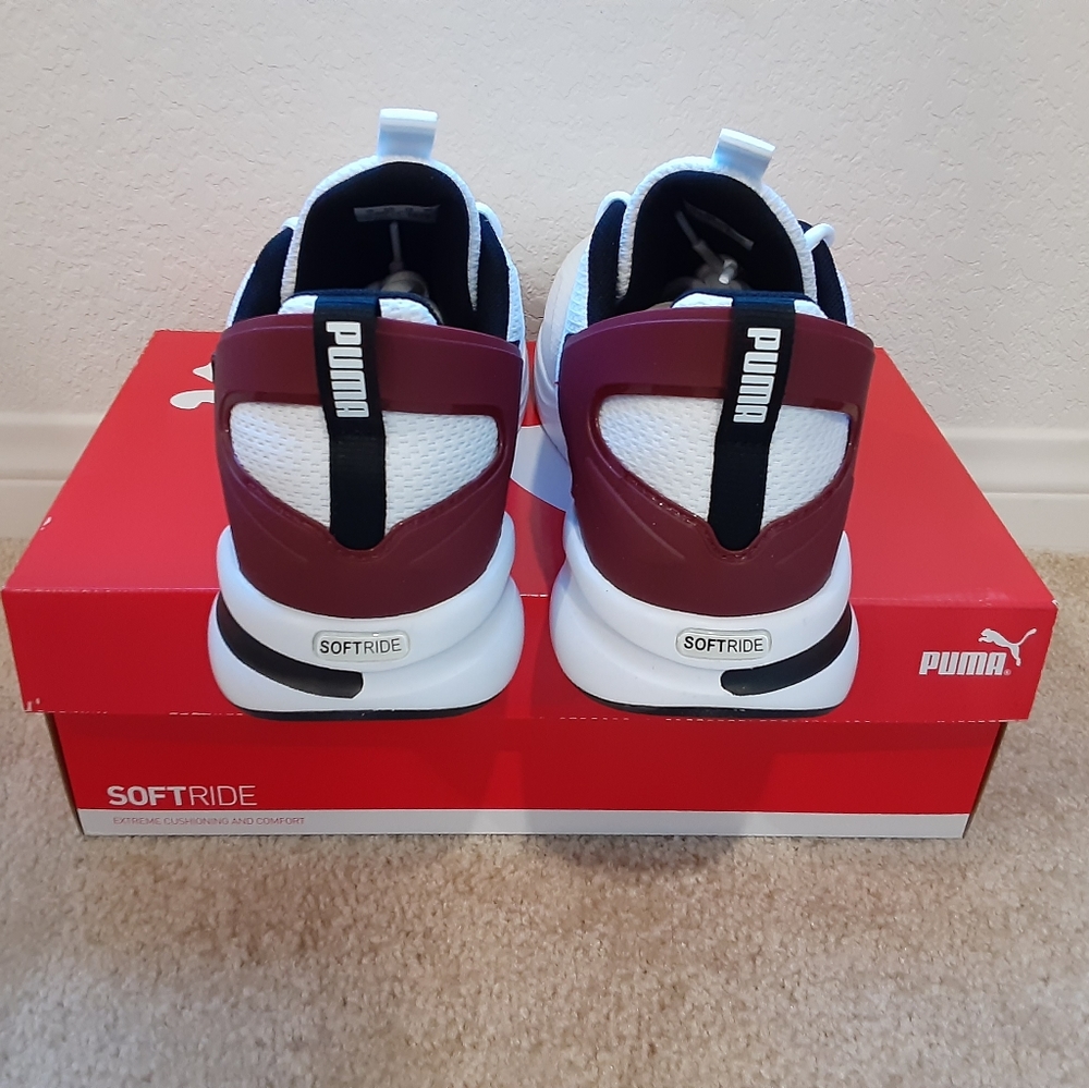 Puma - Picture 4 of 4